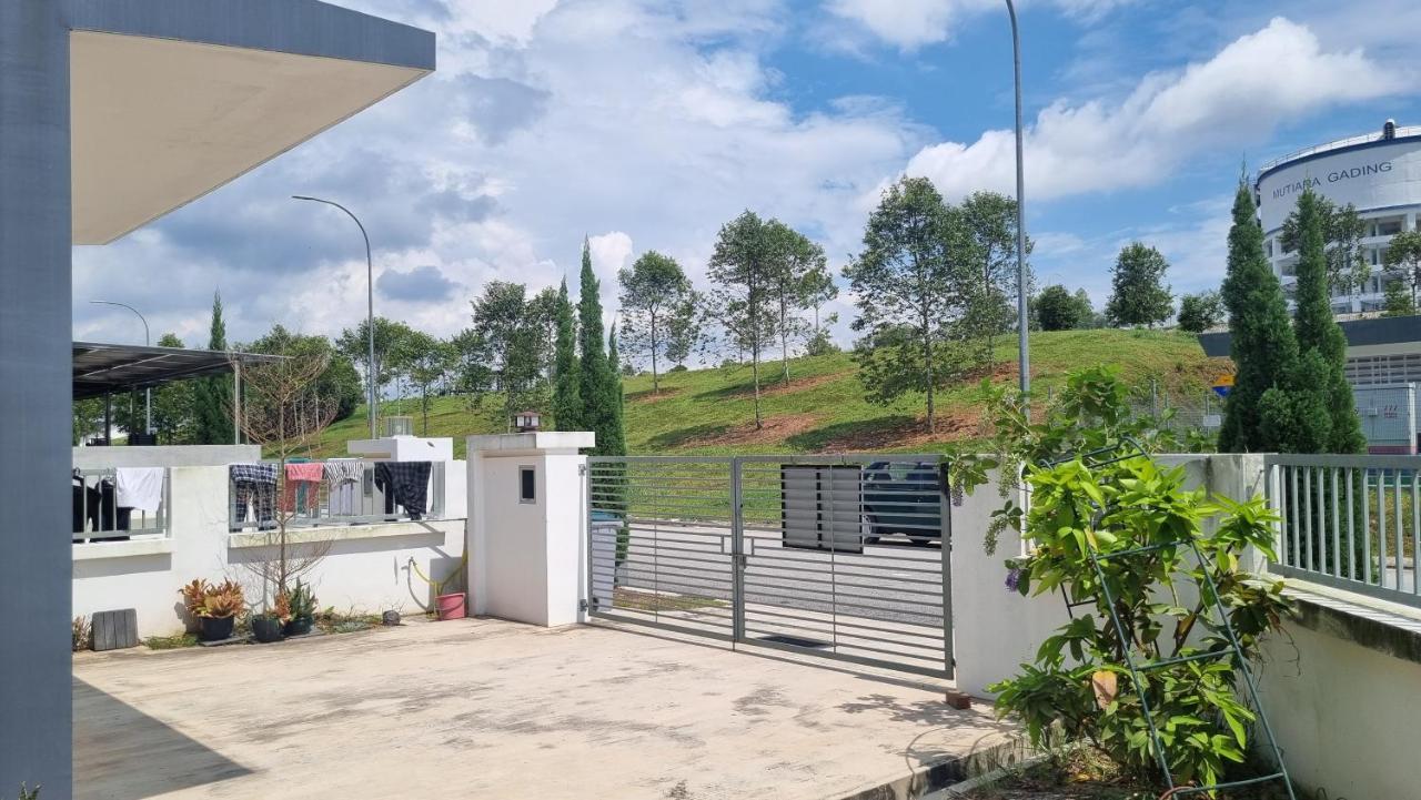 Baituljannah Homestay Batu Pahat Ngoại thất bức ảnh